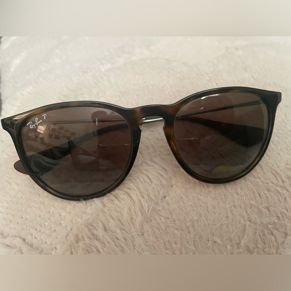 Ryan Ban Erika Polarized Round Sunglasses RB4171